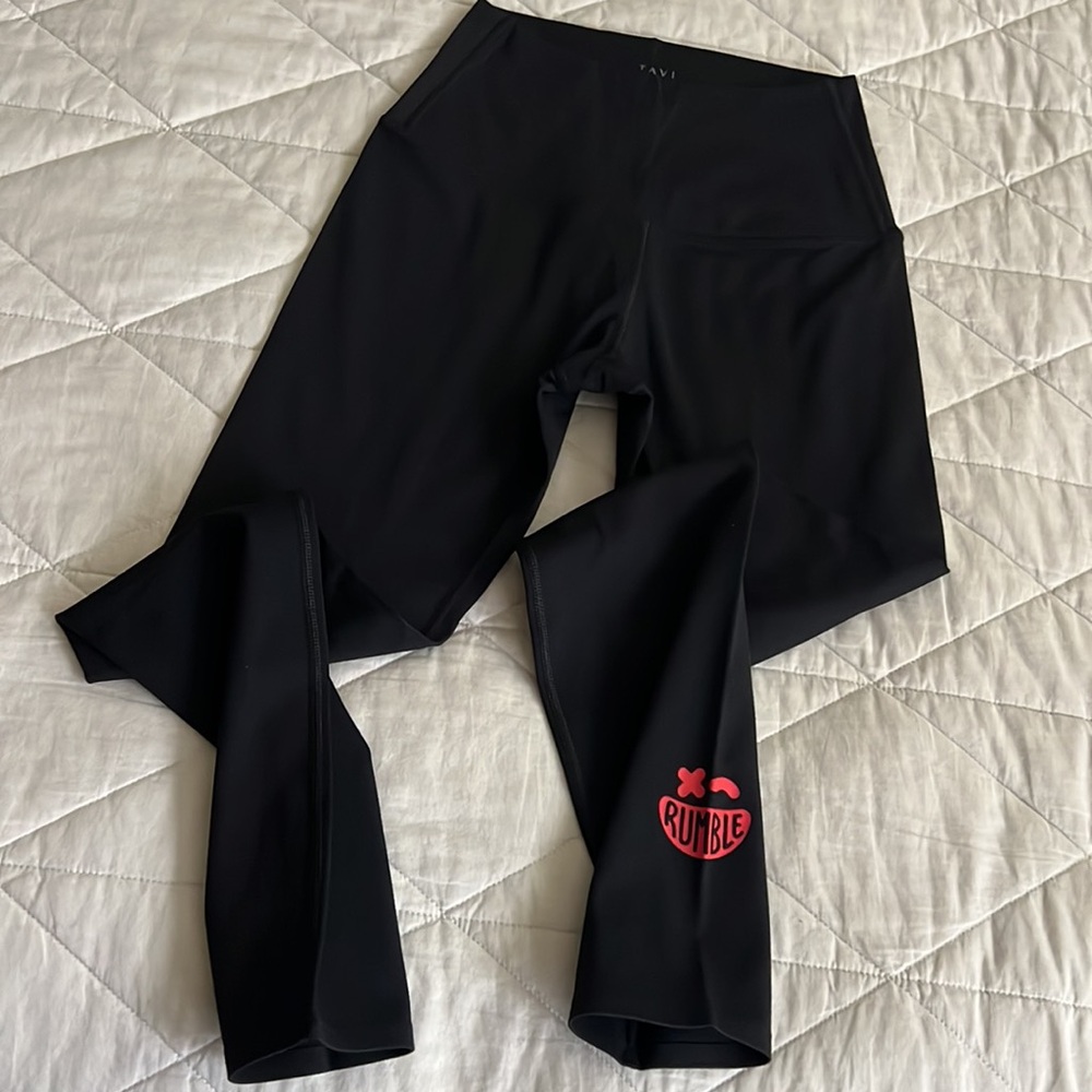 TAVI High Waisted 7/8 Black leggings - small - Rumble Boxing Leggings